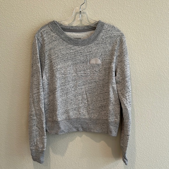 Abercrombie & Fitch Gray cropped Crewneck Sweatshirt, size M - Picture 1 of 5